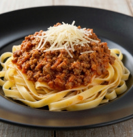 Fettuccini a la Boloñesa