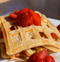 Waffles con Frutos Rojos